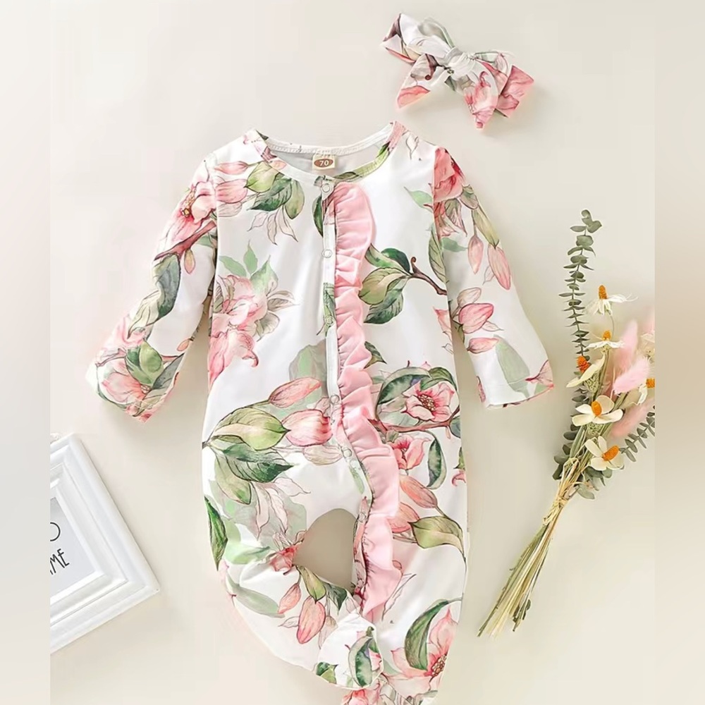 Baby Girls Romper with Ruffle